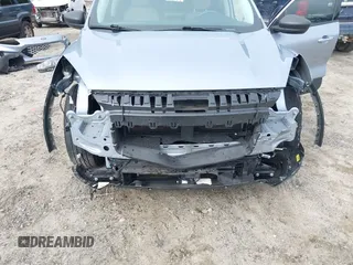 2022 Ford Escape SE z VIN 1FMCU0G61NUB15746, wystawiony jako IAAI lot #42107667 z przebiegiem 29 000 mil mil oraz . Historia ofert i sprzedaży dostępna na DreamBid. Obrazek 6.