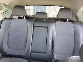 2023 Kia Seltos S z VIN KNDEU2AA8P7385323, wystawiony jako Copart lot #52816795 z przebiegiem 24 351 mil mil oraz Szkoda całkowita • Salvage title. Historia ofert i sprzedaży dostępna na DreamBid. Obrazek 10.