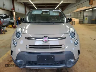 2016 FIAT 500L Trekking with VIN ZFBCFADH1GZ037861, listed as a Copart auction lot 89105085 with 77,472 mi miles and Clean Title. Bid and sale history available at carsss.com. Image 5.