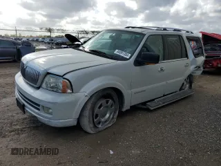2005 Lincoln Navigator Luxury with VIN 5LMFU275X5LJ03887, listed as a Copart auction lot 84091304 with 0 mi miles and Salvage Title. Bid and sale history available at carsss.com. Image 1.
