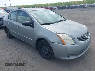 2011 Nissan Sentra SR z VIN 3N1AB6AP8BL712648, wystawiony jako IAAI lot #42134214 z przebiegiem 157 498 mil mil oraz . Historia ofert i sprzedaży dostępna na DreamBid. Obrazek 1.