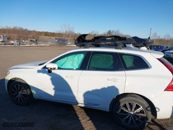 2020 Volvo XC60 Inscription with VIN YV4102RL8L1544836, listed as a IAAI auction lot 41394627 with 34,651 mi miles. Bid and sale history available at carsss.com. Image 14.