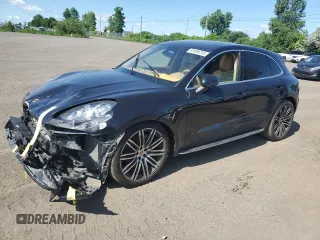 2015 Porsche Macan S with VIN WP1AB2A5XFLB53253, listed as a Copart auction lot 61959715 with 157,610 mi miles and Salvage title. Bid and sale history available at DreamBid. Image 1.