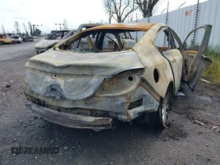2013 Buick Regal Premium 1 z VIN 2G4GS5ER9D9211511, wystawiony jako IAAI lot #41799276 z przebiegiem Nie podano mil oraz . Historia ofert i sprzedaży dostępna na DreamBid. Obrazek 4.