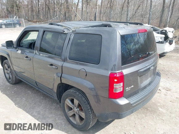 2015 Jeep Patriot Latitude with VIN 1C4NJRFB6FD197516, listed as a IAAI auction lot 41842888 with 95,394 mi miles and . Bid and sale history available at DreamBid. Image 6.