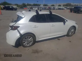2023 Toyota Corolla Hatchback SE with VIN JTND4MBE6P3209320, listed as a Copart auction lot 69123784 with 8,252 mi miles and Salvage Title. Bid and sale history available at carsss.com. Image 3.