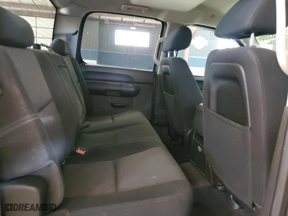 2014 Chevrolet Silverado 2500HD LT with VIN 1GC1KXC86EF103405, listed as a Copart auction lot 48683555 with 386,520 mi miles and Clean Title. Bid and sale history available at carsss.com. Image 10.