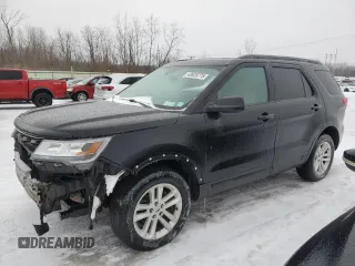 2017 Ford Explorer with VIN 1FM5K8B88HGB44542, listed as a Copart auction lot 43625775 with 134,918 mi miles and Salvage Title. Bid and sale history available at carsss.com. Image 1.