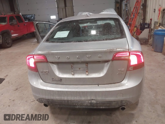 2012 Volvo S60 T6 with VIN YV1902FH1C2119579, listed as a IAAI auction lot 41359902 with 237,451 mi miles. Bid and sale history available at carsss.com. Image 16.