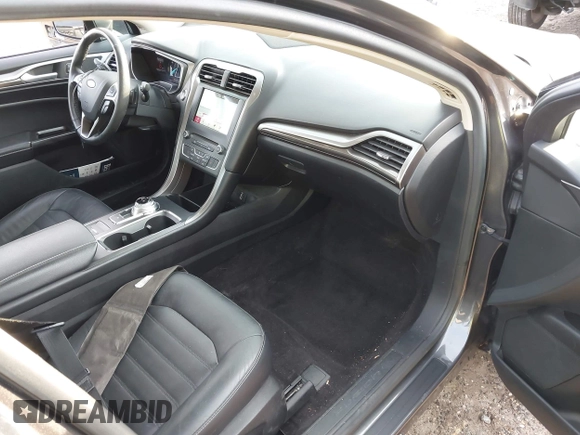 2017 Ford Fusion SE with VIN 3FA6P0HD4HR137098, listed as a IAAI auction lot 41908147 with 50,162 mi miles. Bid and sale history available at carsss.com. Image 5.