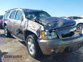 2011 Chevrolet Suburban LT with VIN 1GNSKJE39BR336568, listed as a IAAI auction lot 41481231 with 229,621 mi miles. Bid and sale history available at carsss.com. Image 1.