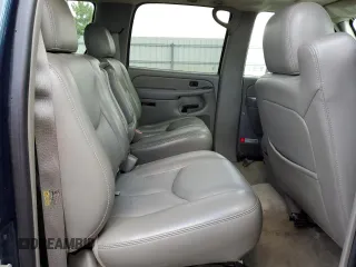 2005 Chevrolet Suburban LS with VIN 3GNFK16Z45G217822, listed as a Copart auction lot 74721784 with 0 mi miles and Non Repairable. Bid and sale history available at carsss.com. Image 11.