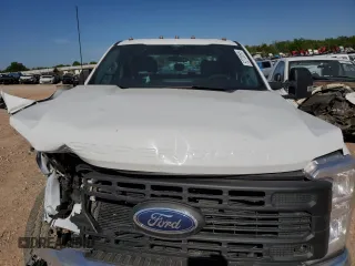 2024 Ford F-350 XL with VIN 1FT8W3BT6REF84852, listed as a Copart auction lot 52738595 with 10,279 mi miles and Salvage title. Bid and sale history available at DreamBid. Image 11.