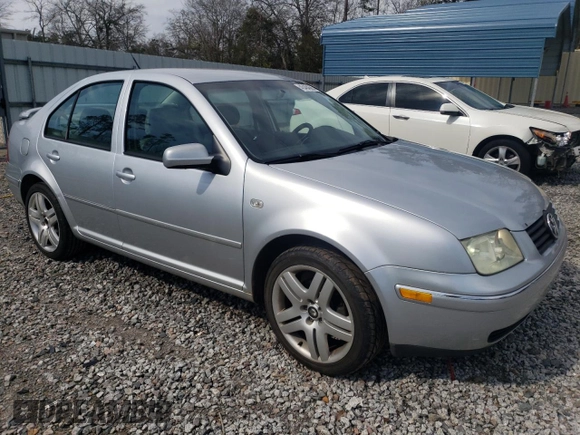 2004 Volkswagen Jetta GL z VIN 3VWRK69M94M102780, wystawiony jako Copart lot #45484585 z przebiegiem 202 009 mil mil oraz Nie do naprawy • Non repairable. Historia ofert i sprzedaży dostępna na DreamBid. Obrazek 4.