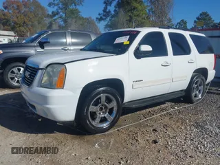 2011 GMC Yukon SLE with VIN 1GKS1AE01BR357646, listed as a IAAI auction lot 41352588 with 193,225 mi miles. Bid and sale history available at carsss.com. Image 17.