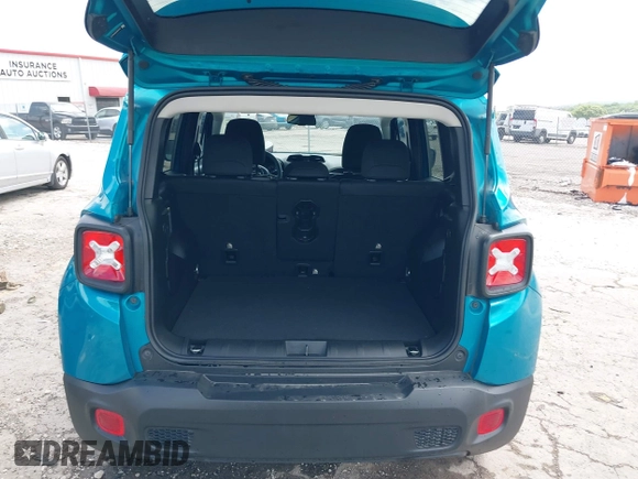 2022 Jeep Renegade Latitude with VIN ZACNJDB10NPN77271, listed as a IAAI auction lot 42512854 with 43,182 mi miles and . Bid and sale history available at DreamBid. Image 17.