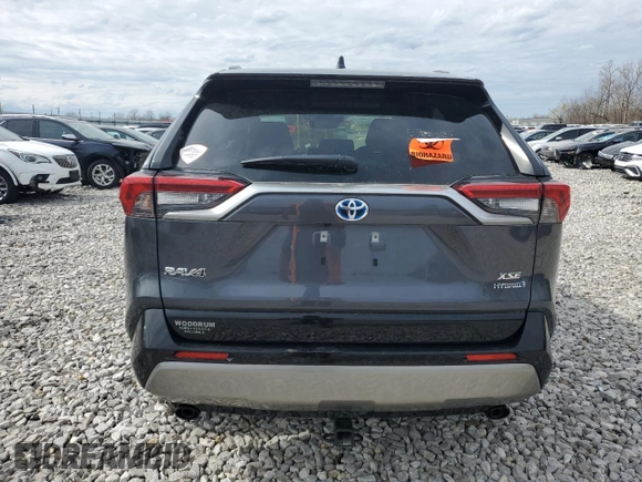 2024 Toyota RAV4 Hybrid XSE with VIN JTME6RFV8RD553156, listed as a Copart auction lot 50163185 with 10,559 mi miles and Salvage Title. Bid and sale history available at carsss.com. Image 6.