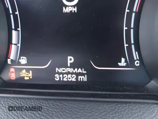 2022 Maserati Levante GT z VIN ZN661XUA5NX388097, wystawiony jako IAAI lot #41859084 z przebiegiem 31 252 mil mil oraz . Historia ofert i sprzedaży dostępna na DreamBid. Obrazek 15.