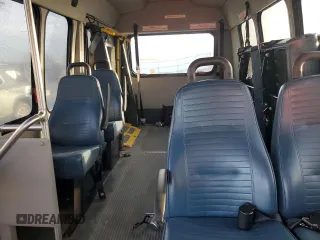 2010 Ford Econoline Commercial with VIN 1FDWE3FL7ADA52987, listed as a Copart auction lot 45414555 with 278,571 mi miles and Clean Title. Bid and sale history available at carsss.com. Image 10.