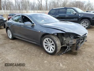 2018 Tesla Model S 75D with VIN 5YJSA1E22JF244421, listed as a Copart auction lot 49509345 with 94,321 mi miles and Clean title. Bid and sale history available at DreamBid. Image 4.