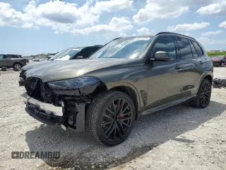 2025 BMW X5 sDrive40i z VIN 5UX13EU07S9X93779, wystawiony jako Copart lot #55974175 z przebiegiem 8 970 mil mil oraz Szkoda całkowita • Salvage title. Historia ofert i sprzedaży dostępna na DreamBid. Obrazek 1.