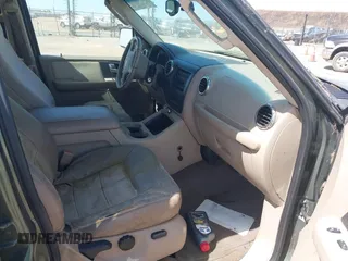2003 Ford Expedition Eddie Bauer with VIN 1FMFU18L73LA26712, listed as a IAAI auction lot 42649890 with Not provided miles and . Bid and sale history available at DreamBid. Image 5.