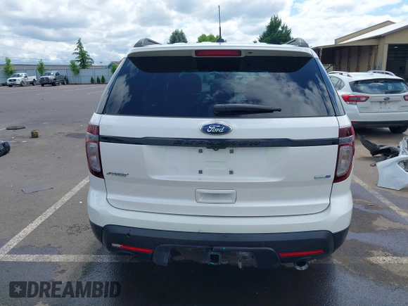 2015 Ford Explorer Sport z VIN 1FM5K8GT0FGA87473, wystawiony jako IAAI lot #42272510 z przebiegiem 123 443 mil mil oraz . Historia ofert i sprzedaży dostępna na DreamBid. Obrazek 17.