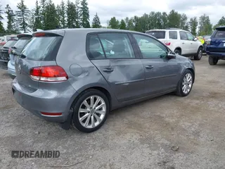 2012 Volkswagen Golf TDI z VIN WVWNM7AJ8CW139028, wystawiony jako IAAI lot #42421116 z przebiegiem 60 776 mil mil oraz . Historia ofert i sprzedaży dostępna na DreamBid. Obrazek 4.