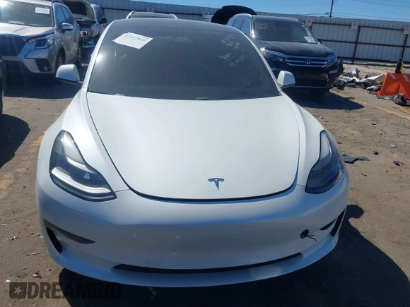 2021 Tesla Model 3 Long Range z VIN 5YJ3E1EB6MF902268, wystawiony jako IAAI lot #41837846 z przebiegiem 37 041 mil mil oraz . Historia ofert i sprzedaży dostępna na DreamBid. Obrazek 11.