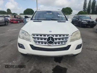 2009 Mercedes-Benz M 350 z VIN 4JGBB56E29A508847, wystawiony jako Copart lot #58296925 z przebiegiem 160 166 mil mil oraz Szkoda całkowita • Salvage title. Historia ofert i sprzedaży dostępna na DreamBid. Obrazek 5.