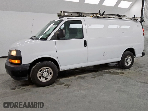 2020 Chevrolet Express Cargo with VIN 1GCWGAFG5L1277807, listed as a Copart auction lot 62069415 with 186,206 mi miles and Clean title. Bid and sale history available at DreamBid. Image 1.