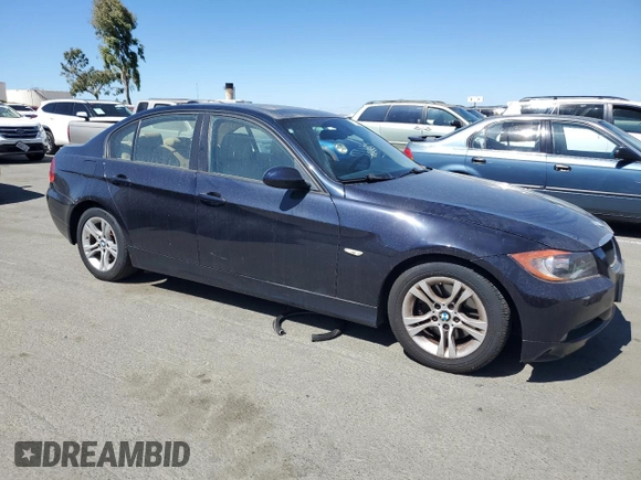 2008 BMW 3 Series 328i with VIN WBAVC57548NK78262, listed as a Copart auction lot 71132994 with 120,872 mi miles and Clean title. Bid and sale history available at DreamBid. Image 4.