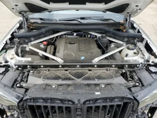 2022 BMW X7 xDrive40i z VIN 5UXCW2C00N9K29220, wystawiony jako Copart lot #59140955 z przebiegiem 56 877 mil mil oraz Szkoda całkowita • Salvage title. Historia ofert i sprzedaży dostępna na DreamBid. Obrazek 12.
