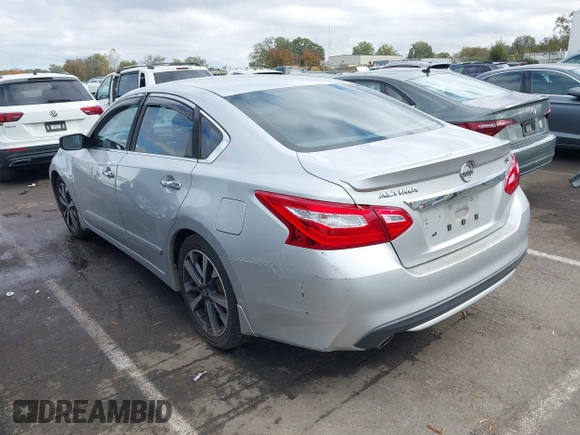 2016 Nissan Altima 2.5 S with VIN 1N4AL3AP4GC165136, listed as a IAAI auction lot 40798811 with 149,439 mi miles. Bid and sale history available at carsss.com. Image 3.