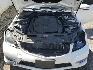 2013 Mercedes-Benz C 300 Sport с VIN WDDGF8AB6DR241726, выставлен на аукционе Copart как лот 54554925 с пробегом Не указан миль и Списание • Salvage title. История ставок и продаж доступна на DreamBid. Изображение 11.