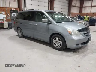 2006 Honda Odyssey EX with VIN 5FNRL38456B101102, listed as a IAAI auction lot 41861721 with 232,819 mi miles. Bid and sale history available at carsss.com. Image 1.