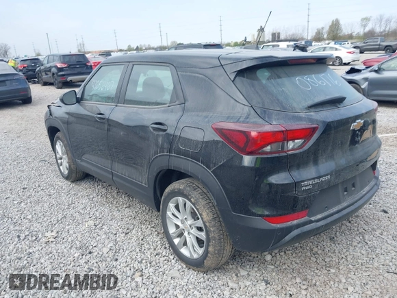 2021 Chevrolet TrailBlazer LS with VIN KL79MNSL4MB086176, listed as a IAAI auction lot 42056467 with 77,035 mi miles and . Bid and sale history available at DreamBid. Image 3.