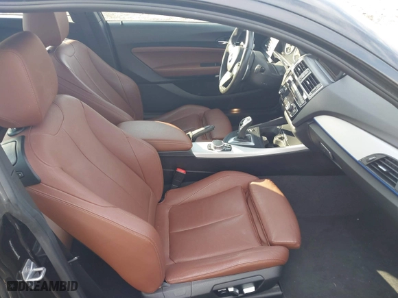 2017 BMW 2 Series M240i with VIN WBA2G1C3XHV639479, listed as a IAAI auction lot 41844865 with 61,524 mi miles. Bid and sale history available at carsss.com. Image 5.