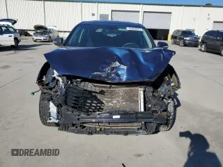 2019 Kia Sorento LX with VIN 5XYPG4A32KG507991, listed as a Copart auction lot 43658875 with 106,383 mi miles and Salvage Title. Bid and sale history available at carsss.com. Image 5.
