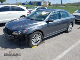 2017 Volkswagen Passat SE with VIN 1VWBT7A3XHC015940, listed as a IAAI auction lot 42027997 with 28,442 mi miles and . Bid and sale history available at DreamBid. Image 2.