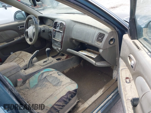 2005 Hyundai Sonata GLS with VIN KMHWF35H35A096177, listed as a IAAI auction lot 41693685 with 206,946 mi miles. Bid and sale history available at carsss.com. Image 5.