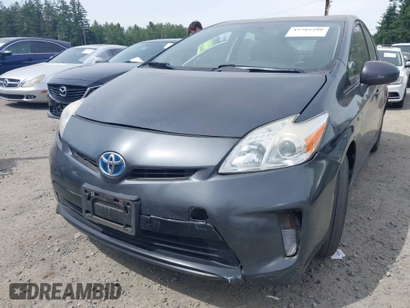 2014 Toyota Prius Four with VIN JTDKN3DUXE0361915, listed as a IAAI auction lot 42785286 with 303,354 mi miles and . Bid and sale history available at DreamBid. Image 6.