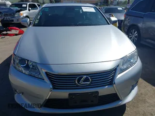 2013 Lexus ES 300h with VIN JTHBW1GG8D2026533, listed as a IAAI auction lot 42064923 with Not provided miles and . Bid and sale history available at DreamBid. Image 13.
