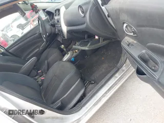 2017 Nissan Versa SV with VIN 3N1CN7AP3HL815183, listed as a IAAI auction lot 42602614 with Not provided miles and . Bid and sale history available at DreamBid. Image 5.