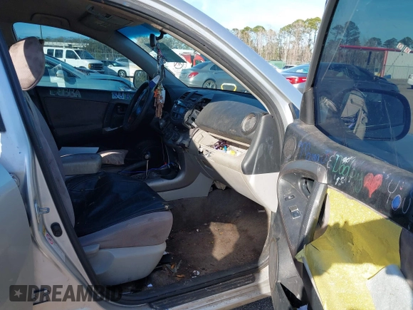 2007 Toyota RAV4 with VIN JTMZD33V375061828, listed as a IAAI auction lot 41649892 with 167,927 mi miles. Bid and sale history available at carsss.com. Image 5.