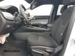 2024 Jeep Compass Sport с VIN 3C4NJDAN3RT125983, выставлен на аукционе Copart как лот 54887065 с пробегом 13 030 миль миль и Списание • Salvage title. История ставок и продаж доступна на DreamBid. Изображение 7.