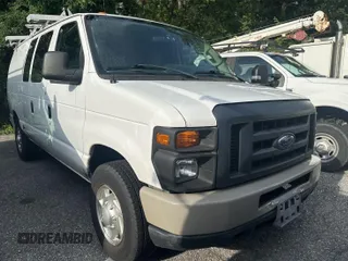 2013 Ford Econoline Cargo Commercial with VIN 1FTNE2EL1DDB26372, listed as a IAAI auction lot 42787142 with 117,378 mi miles and . Bid and sale history available at DreamBid. Image 8.