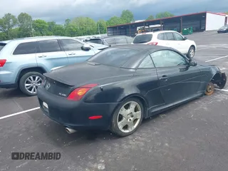 2004 Lexus SC with VIN JTHFN48Y940059470, listed as a IAAI auction lot 42139871 with 184,558 mi miles. Bid and sale history available at carsss.com. Image 4.
