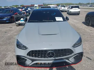 2024 Mercedes-Benz C AMG C 63 S E Performance z VIN W1KAF8AB5RR173089, wystawiony jako IAAI lot #41969567 z przebiegiem Nie podano mil oraz . Historia ofert i sprzedaży dostępna na DreamBid. Obrazek 6.