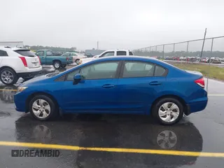 2013 Honda Civic LX z VIN 2HGFB2F53DH587204, wystawiony jako IAAI lot #42351418 z przebiegiem 239 000 mil mil oraz . Historia ofert i sprzedaży dostępna na DreamBid. Obrazek 14.